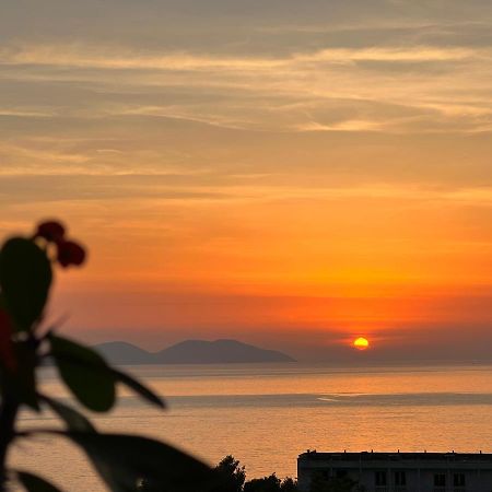 Sunny Breeze Apartment Vlorë Eksteriør billede