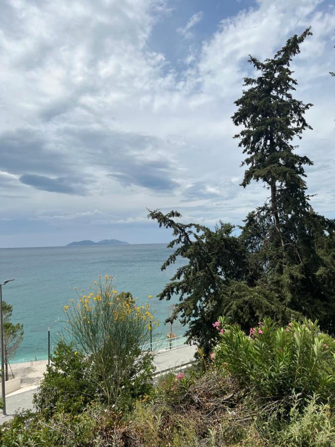 Sunny Breeze Apartment Vlorë Eksteriør billede